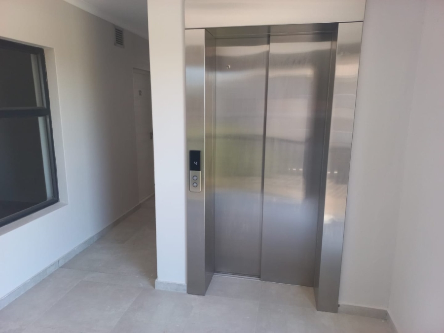 1 Bedroom Property for Sale in Table View Western Cape